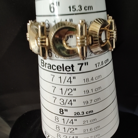 Beautiful Vintage Monet Link Bracelet Measures Right At 6 And 1/2 In - Picture 10 of 10